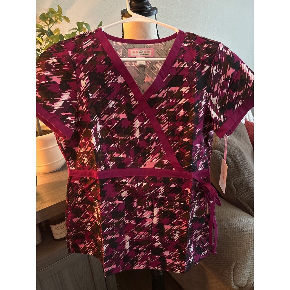 Koi NWT xs purple scrub top